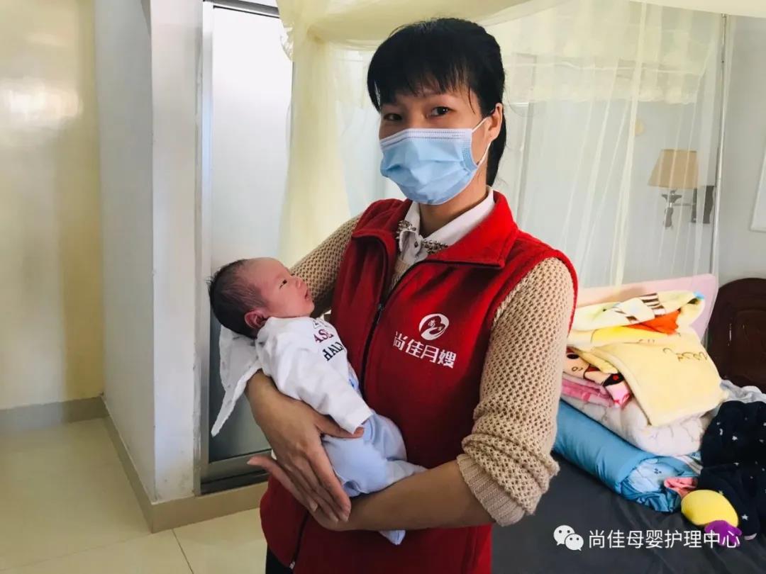 尚佳專業(yè)月嫂丨預(yù)防丨乳腺炎，怎么辦？
